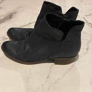 Lucky Brand Black Leather Ankle Boots